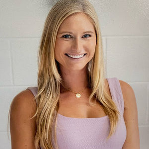 Meet your Posher, Danica